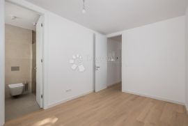 OPATIJA, LUKSUZNI STAN, 2S+DB, BALKON, LIFT, BAZEN, Opatija, Appartamento