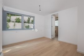 OPATIJA, LUKSUZNI STAN, 2S+DB, BALKON, LIFT, BAZEN, Opatija, Appartamento