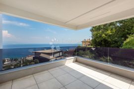 OPATIJA, LUKSUZNI STAN, 2S+DB, BALKON, LIFT, BAZEN, Opatija, Διαμέρισμα