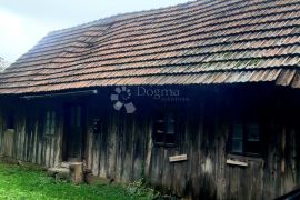 Imanje u Ogulinu sa građevinskom dozvolom, Ogulin, Haus