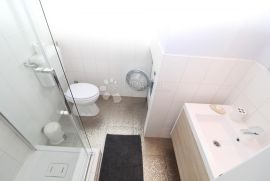 RIJEKA, CENTAR - 2 studio apartmana i poslovni prostor, Rijeka, Kвартира