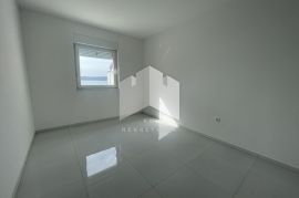 Crikvenica, stan 2S+DB, blizina mora, Crikvenica, Appartment