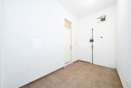 Zagreb, Jarun, uređen jednosoban stan NKP 37 m2, Zagreb, Flat