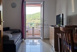 Apartman PRODAJA Pašman 44 m2, 2s,150 m od mora, parking, Pašman, Famiglia