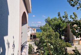 Apartman PRODAJA Pašman 28 m2, 2s,150 m od mora, parking, Pašman, Famiglia