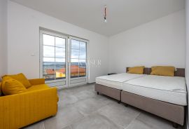 Crikvenica - stan 2S+DB, 400 metara od mora, Crikvenica, Appartment