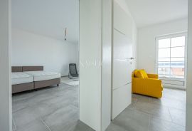 Crikvenica - stan 2S+DB, 400 metara od mora, Crikvenica, Appartment