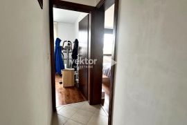 Srdoči, ugodan trosoban stan, Rijeka, Appartment