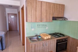 Apartman PRODAJA Pašman 40 m2, 2s,150 m od mora, pogled na more, Pašman, Famiglia