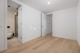 OPATIJA, LUKSUZNI STAN, 2S+DB, TERASA, LIFT, BAZEN, Opatija, Apartamento