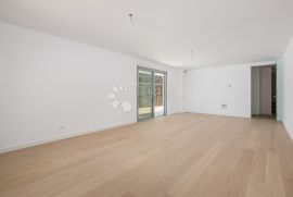 OPATIJA, LUKSUZNI STAN, 2S+DB, TERASA, LIFT, BAZEN, Opatija, Apartamento