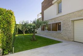 Atraktivna vila u Novigradu, Novigrad, House