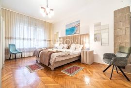 Centar, Tvrtkova prekrasan dvoiposoban stana NKP 93 m2, Zagreb, Daire