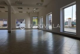 Vinkovci, Centar, prostrani poslovni prostor 202 m2, prizemlje, Vinkovci, Immobili commerciali