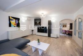 Opatija, Matulji, predivna moderna villa 400 m2 s bazenom, Matulji, Ev