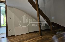 Prodaja, Gračani, luksuzna kuća sa bazenom na parceli od 1111m2, Zagreb, Дом