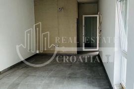 Najam, Zelina, lokal u centru mjesta 35m2 na 1, katu, Sveti Ivan Zelina, Propiedad comercial