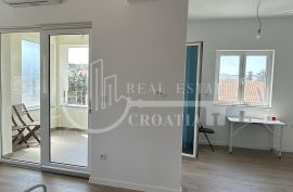 Prodaja, Žaborić, apartman sa pogledom na more i PM, Šibenik - Okolica, Appartment