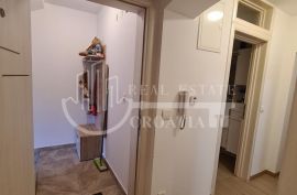 Prodaja, Ravnice, Kolonija kuća 258m2 sa okućnicom i garažom, Zagreb, Appartement