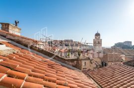 Prodaja, Dubrovnik, Kamena kuća 215m2 u staroj jezgri Dubrovnika, Dubrovnik, House