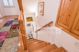 Prodaja, Dubrovnik, Kamena kuća 215m2 u staroj jezgri Dubrovnika, Dubrovnik, House