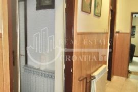 Prodaja, Trešnjevka, stan 88m2 na uglu Nove ceste i Kučerine, Zagreb, Flat