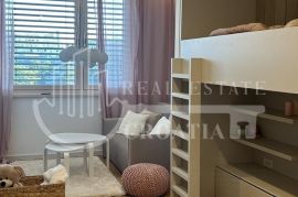 Prodaja, Ravnice, NOVOGRADNJA, dizajnerski uređen stan 100m2+GPM, Zagreb, Apartamento