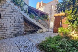 Mali Lošinj - Poslovni prostor, 56.81 m2, Mali Lošinj, Commercial property