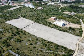 VODICE - Atraktivno građevinsko zemljište(potpuno uređeno), Vodice, Terreno