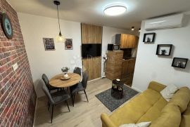 RIJEKA CENTAR STAN 82M2 - 2 APARTMANA, Rijeka, Apartamento