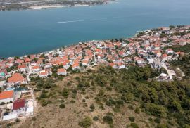 Fantastično zemljište sa fenomenalnim pogledom, Trogir, Земля