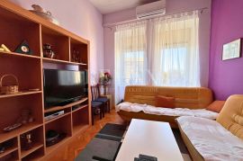 Crikvenica - stan u centru grada, Crikvenica, Appartment