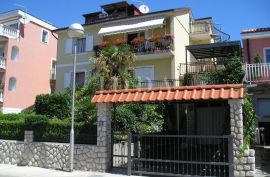 Kuća sa 5 apartmana, Crikvenica, Famiglia