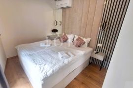 Apartman s bazenom na prestižnoj lokaciji!, Malinska-Dubašnica, Apartamento