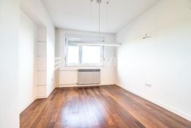 Zagreb, Jurjevska, dvojna kuća s dva stana NKP 410 m2, Zagreb, Casa