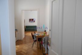 OPATIJA - Stan, 2S+DB, 54 m2, 1.kat, strogi centar!!!, Opatija, Appartment