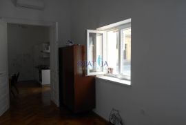 OPATIJA - Stan, 2S+DB, 54 m2, 1.kat, strogi centar!!!, Opatija, Appartment