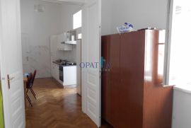 OPATIJA - Stan, 2S+DB, 54 m2, 1.kat, strogi centar!!!, Opatija, Appartment