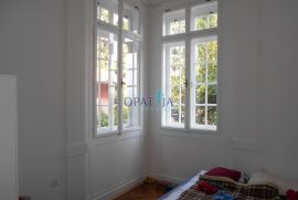 OPATIJA - Stan, 2S+DB, 54 m2, 1.kat, strogi centar!!!, Opatija, Appartment