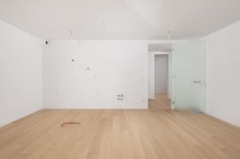 OPATIJA centar STAN  93,86 m2, Opatija, Appartement