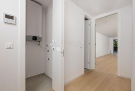 OPATIJA centar STAN 134 m2, Opatija, Apartamento