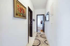 Crikvenica - dvosoban stan na dobroj lokaciji, Crikvenica, Appartement