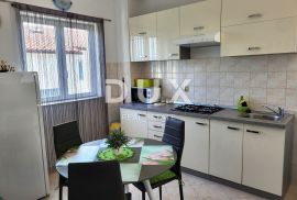 ISTRA, LABIN - Kuća sa 6 apartmana i pogledom na more, Labin, Famiglia