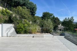 OPATIJA, stan od 97 m2 s prekrasnim pogledom i terasom, Opatija, Kвартира