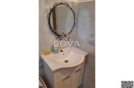 Kuća 197 m2 – Repušnica *Dvije garaže* (ID-2482/E), Kutina, Kuća