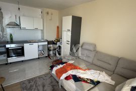 Prodaja stana u neboderu na Podmurvicama 1S+DB  41 M2, Rijeka, شقة