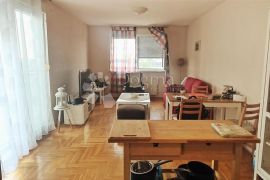 Komforan i svijetao stan s velikom terasom Novi Zagreb, Istok, Zagreb, Appartement