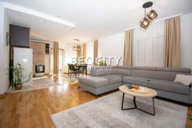 Sopot, Ralja, Profesora Andonovića, 3.0, 235m2, Sopot, Casa