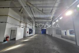 Osijek, Retfala, skladišni prostor 624 m2 u blizini centra grada, Osijek, Commercial property