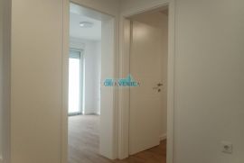 SNIŽENO CRIKVENICA NOVOGRADNJA 55m2 + vrt 52m2, Crikvenica, Daire